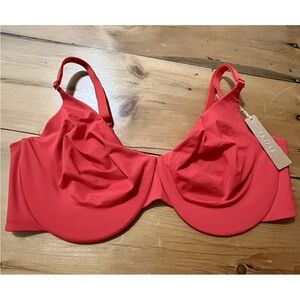 NWT - SKIMS Bikini Top Full Coverage sz 18 Ruby Red